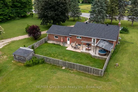 718449 6 Highway, ON N4K 5N7