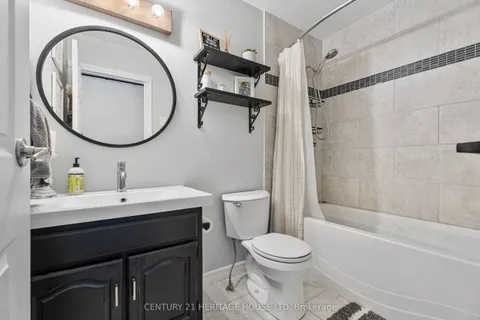 29 Amelia Street, ON N3L 1Z4