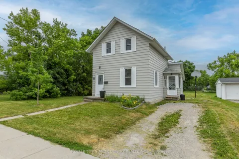 13 Bertie Street, ON K9V 1N9