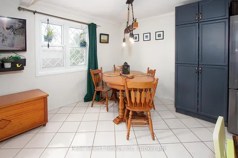 41 Southvale Road, ON N4X 1E9
