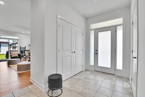 70 Nettle Crescent, ON K1T 0W9