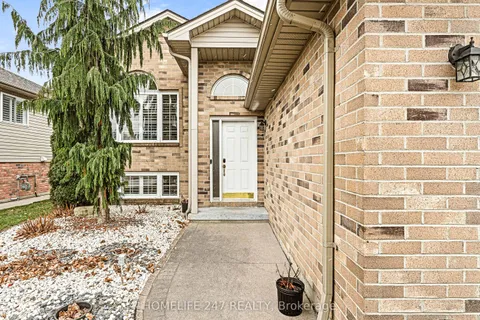 1119 Monarch Meadows Drive, ON N8L 0W5