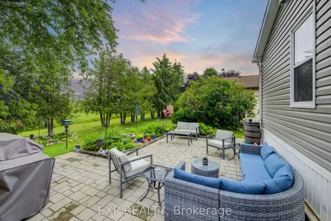 112 MEADOWVIEW Lane, ON N4W 3G8