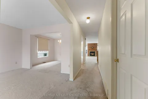 1695 Caminiti Crescent, ON K4A 1L7
