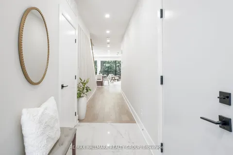 185 CARLETON Avenue, ON K1Y 0J5