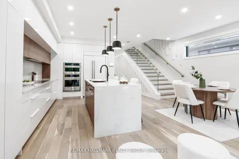 185 CARLETON Avenue, ON K1Y 0J5