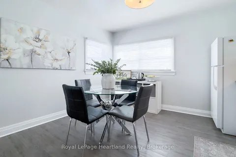 305 MARY Street, ON N7A 3B3