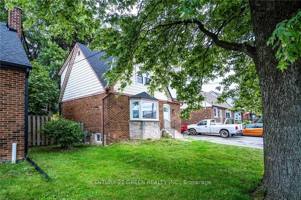 87 West 5th Street, ON L9C 3N5