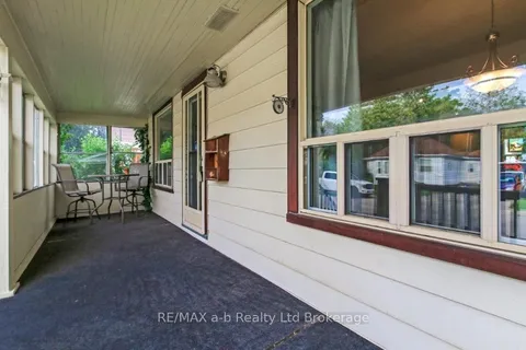 20 Sydenham Street, ON N4S 7B2