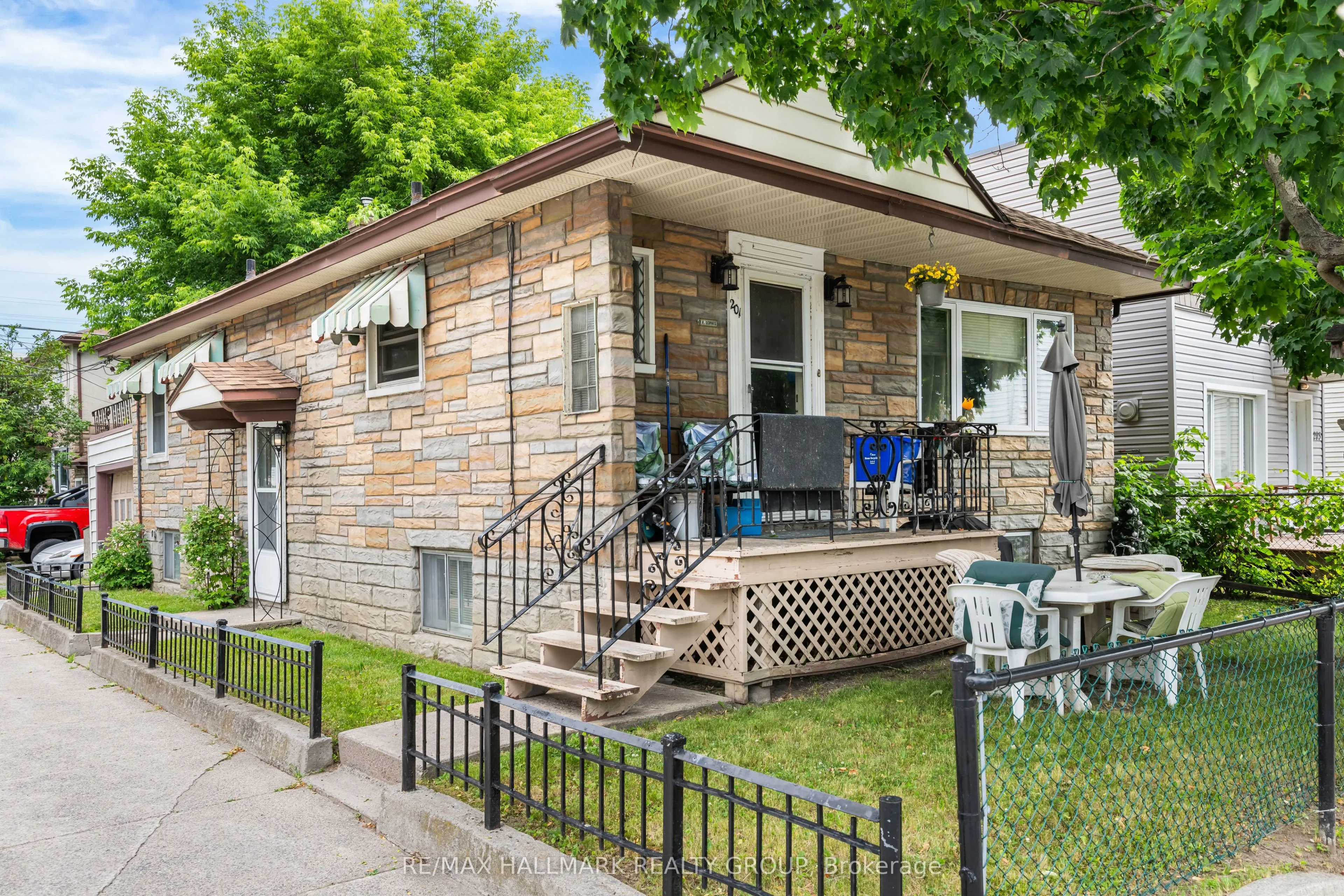 201 Ethel Street, ON K1L 5X1