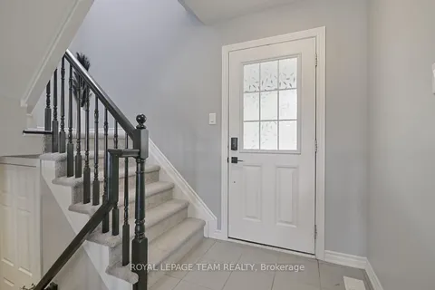 340 Astelia Crescent, ON K2S 0W7