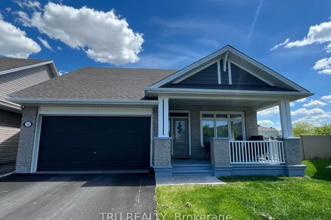 246 Maygrass Way, ON K2S 2K9