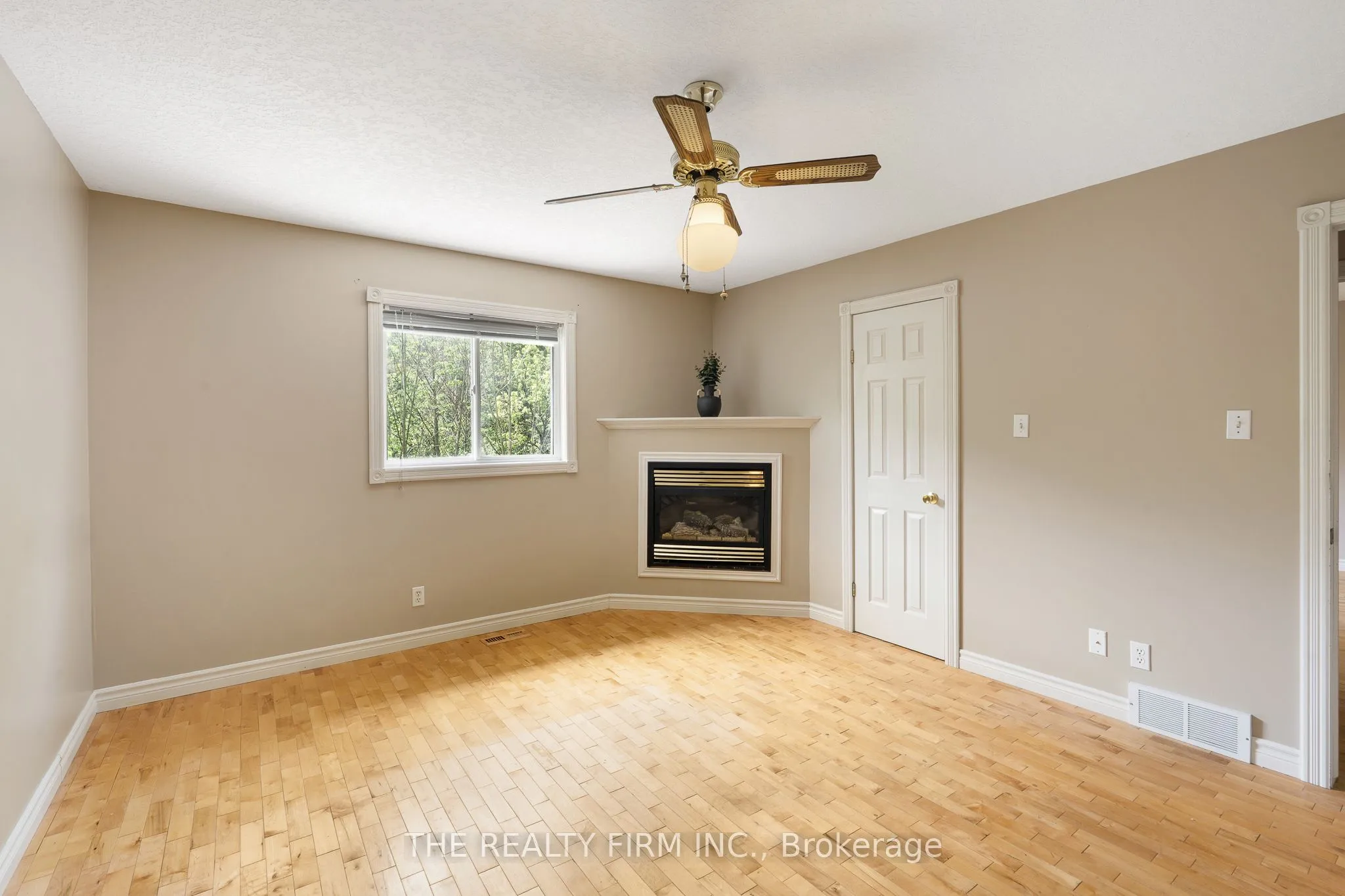 370 Jonathan Street, ON N5Z 5C8