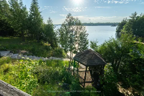402 STEENBURG LAKE Road, ON K0M 1W0