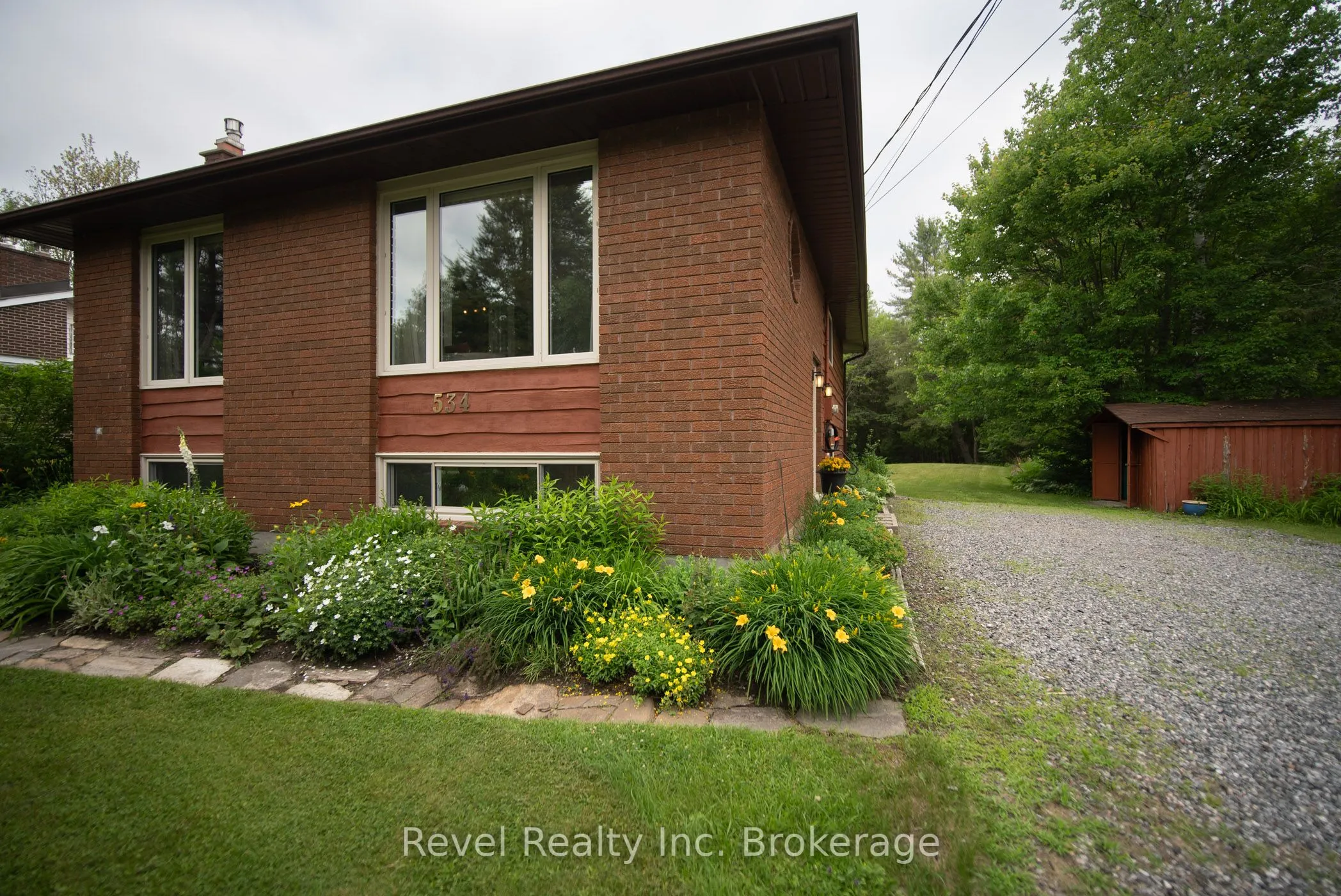 534 Cedar Heights Road, ON P1B 8G3