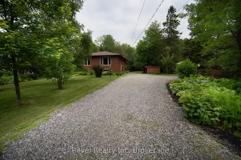 534 Cedar Heights Road, ON P1B 8G3