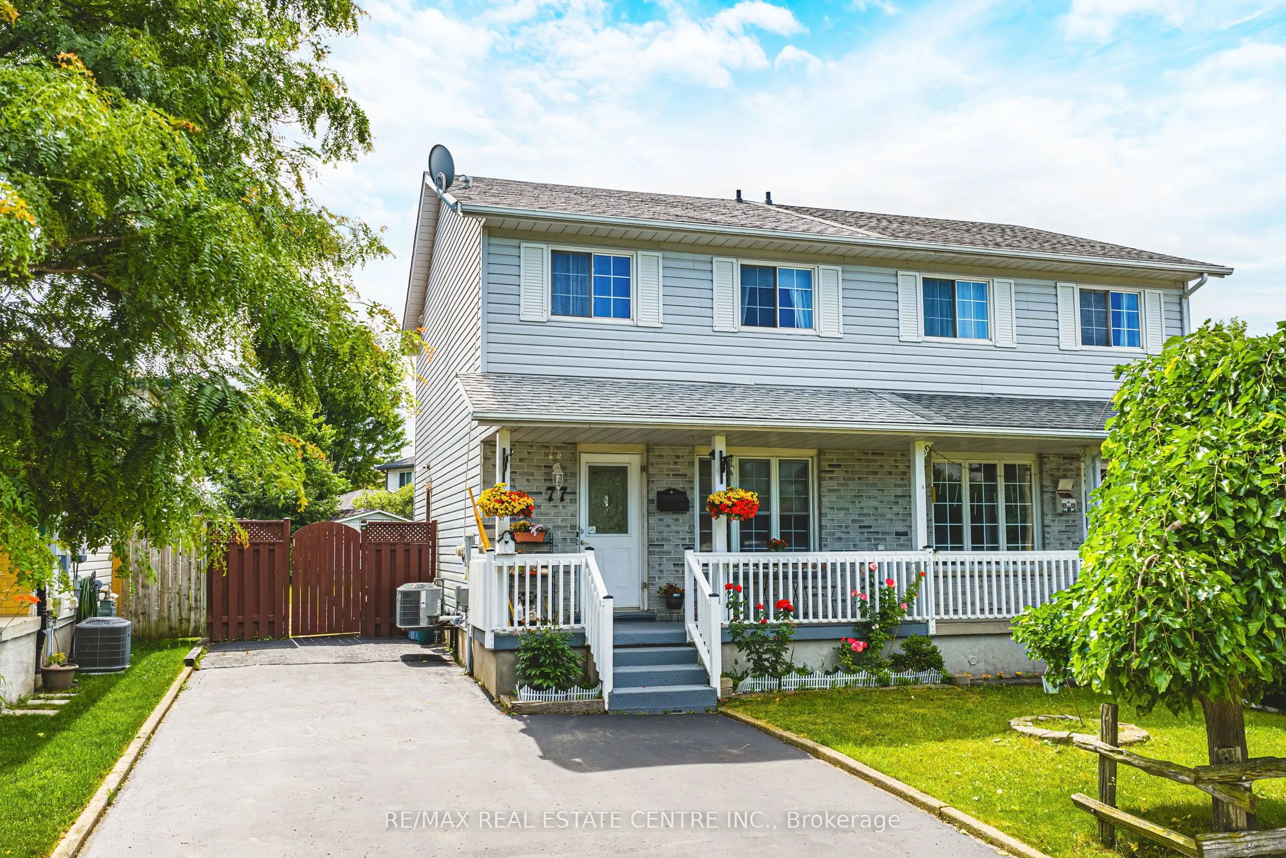 77 DYER Court, ON N3C 4B8