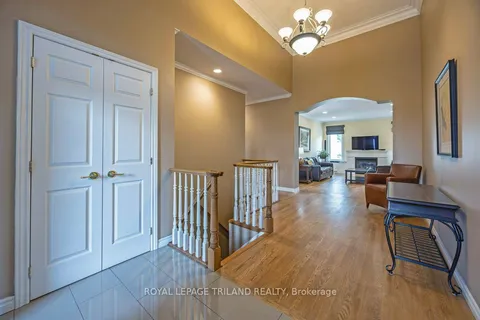 1023 Manchester Road, ON N6H 5J1