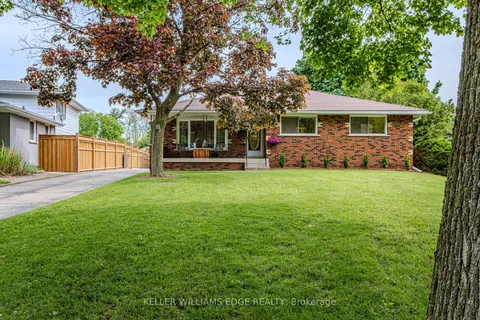 8 Robroy Court, ON N3R 3E3