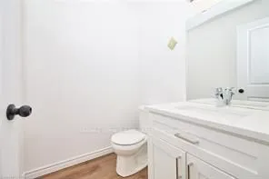 8 King Street, ON L2A 0C6
