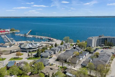 30 Yonge Street, ON K7M 1E3