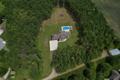 230 South Water Street, ON N0G 2L3