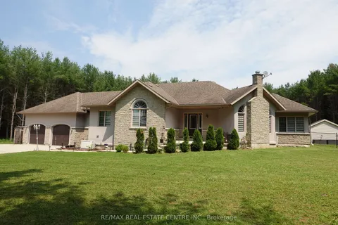 230 South Water Street, ON N0G 2L3