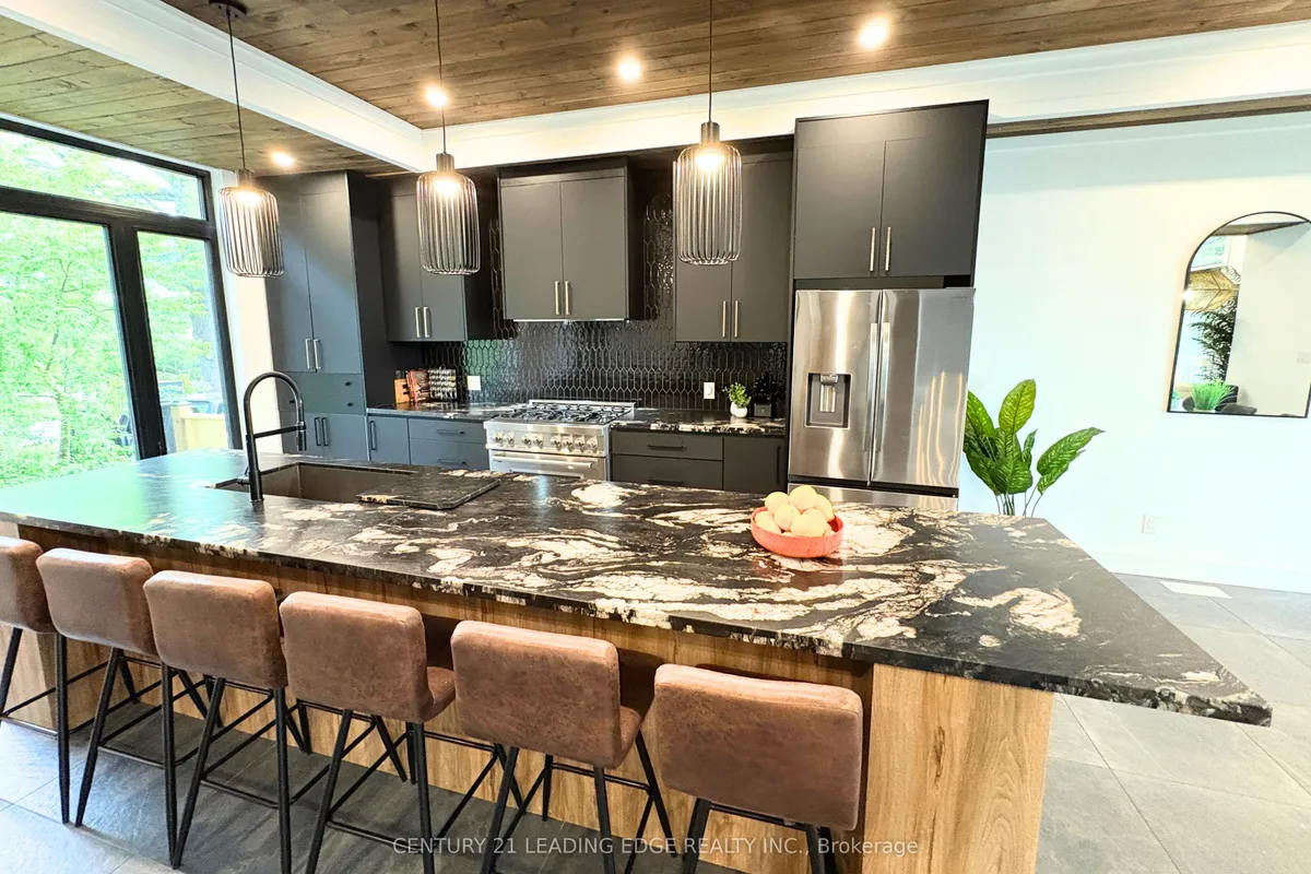 34 Ottawa Avenue, ON P0A 1X0