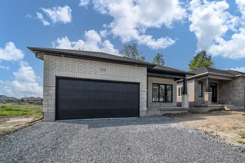 2710 DELMAR Street, ON K7P 0J1