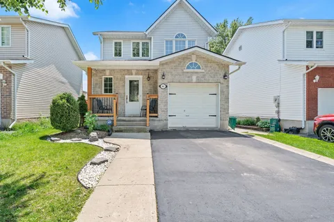 981 Rainbow Crescent, ON K7K 7J3