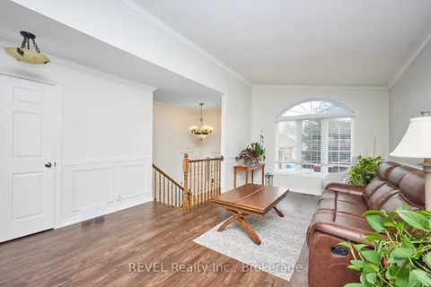 43 Rochelle Crescent, ON L0S 1N0