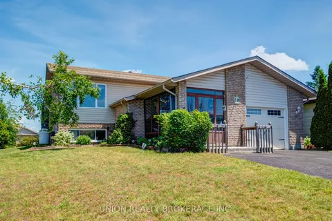 18 Birch Crescent, ON K0M 1A0