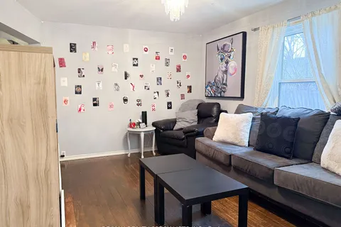 434 Division Street, ON K7K 4A9