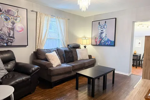 434 Division Street, ON K7K 4A9
