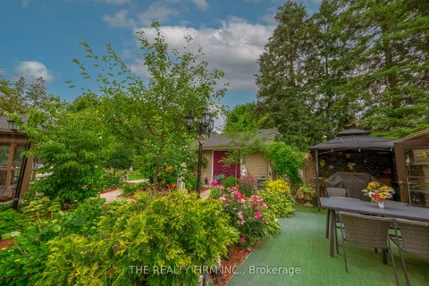 1864 Parkhurst Avenue, ON N5V 2C3