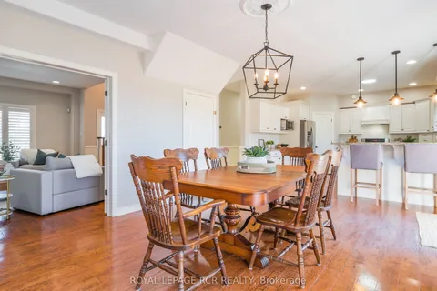 8 Madill Drive, ON L9W 6G3