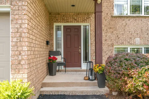 8503 Greenfield Crescent, ON L2H 3J8