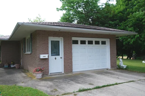 68 Elora Street, ON N0G 1M0