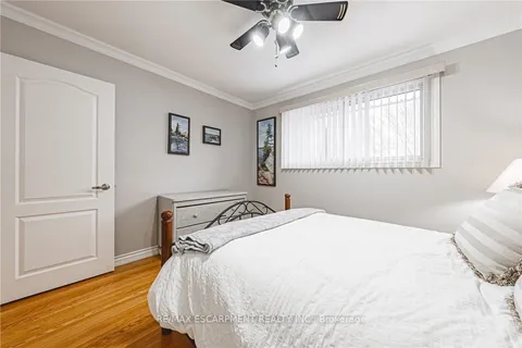 43 HOLDEN Avenue, ON N3Y 4E4