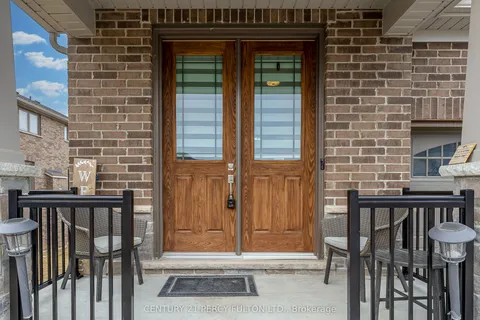 302 Cullen Trail, ON K9H 0J8