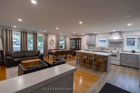 4479 Mitchell Avenue, ON L2E 6R6