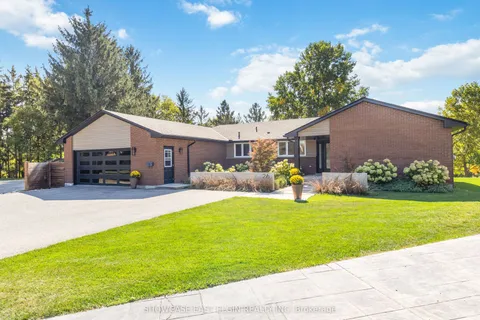 26 Lawrence Crescent, ON N5H 1B5