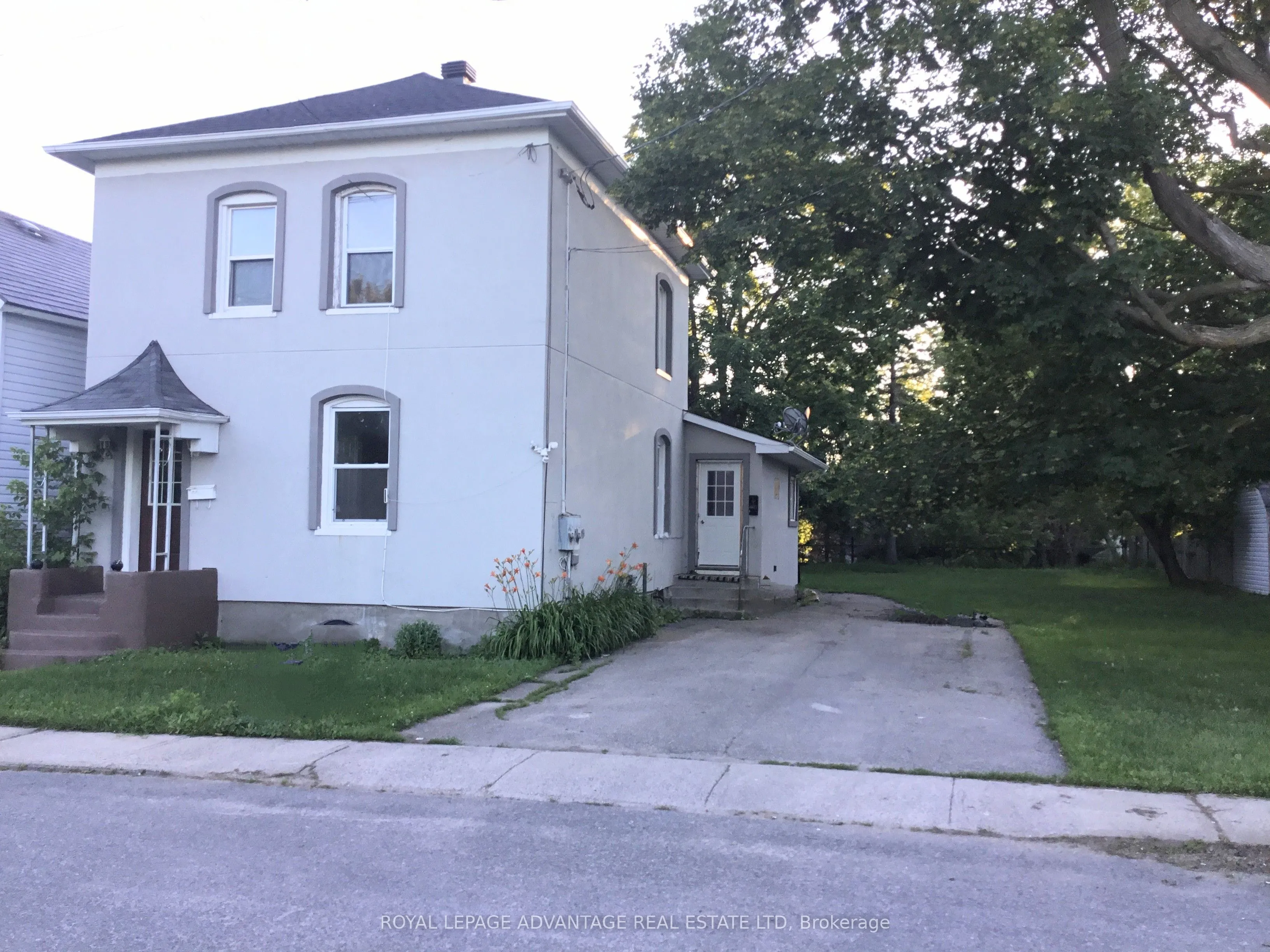 48 Montague Street, ON K7A 2M1