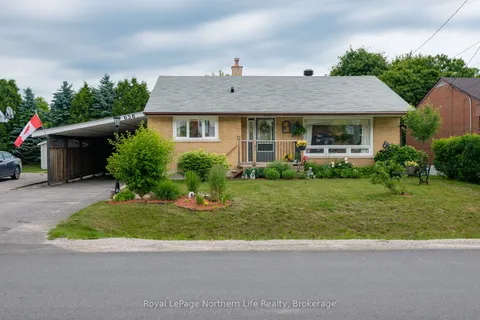 656 Laurentian Avenue, ON P1B 7T9