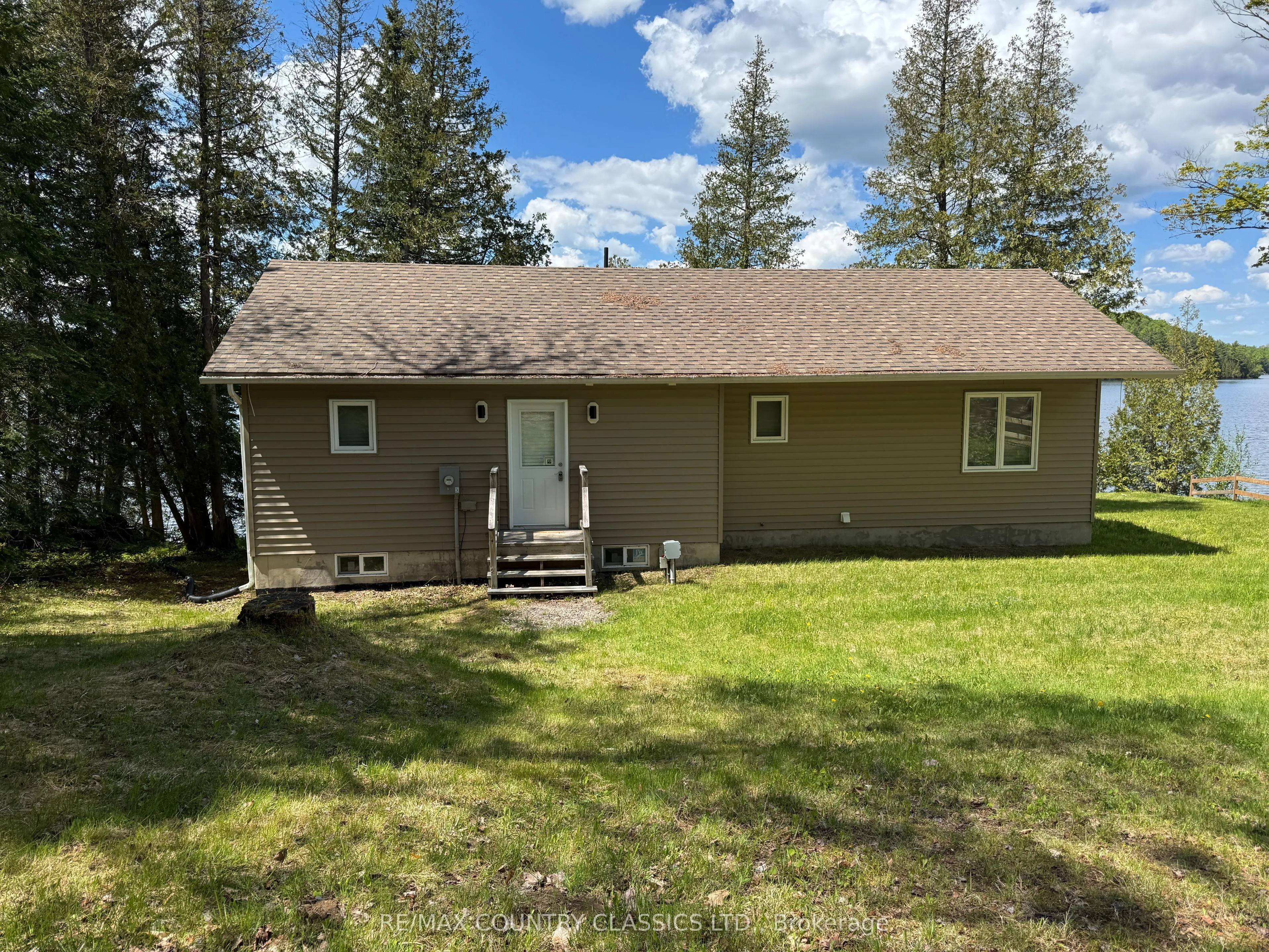 27241 Highway 28 N/A, ON K0L 1M0