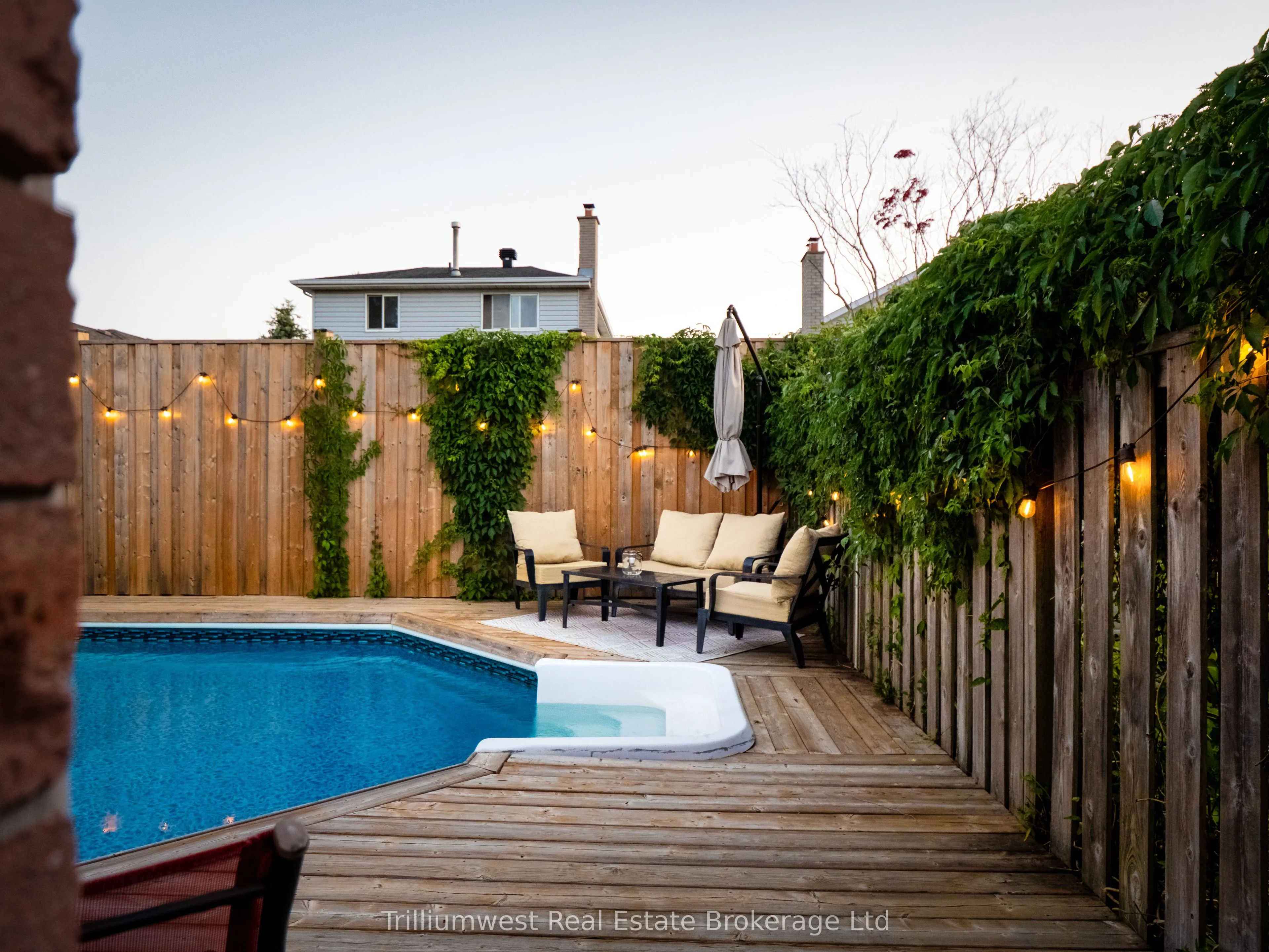 55 Summerhill Crescent, ON N2N 2T4