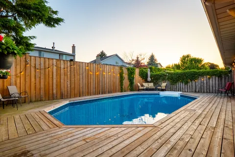 55 Summerhill Crescent, ON N2N 2T4