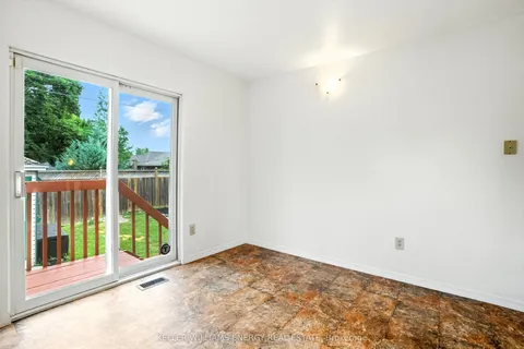 760 Hemlock Street, ON K9H 7P2