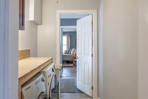 280 Presqu'ile Parkway, ON K0K 1H0