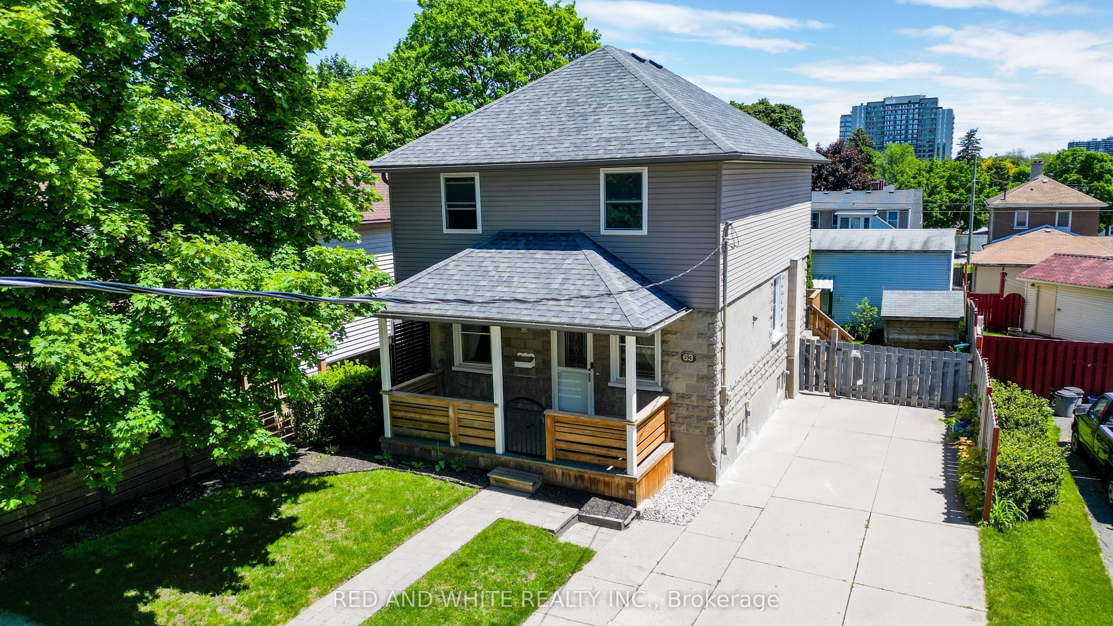63 Forest Road, ON N1S 3B4